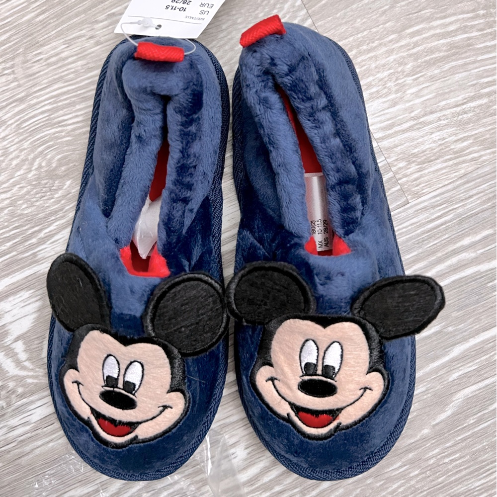 Toddler Mickey Mouse essentials